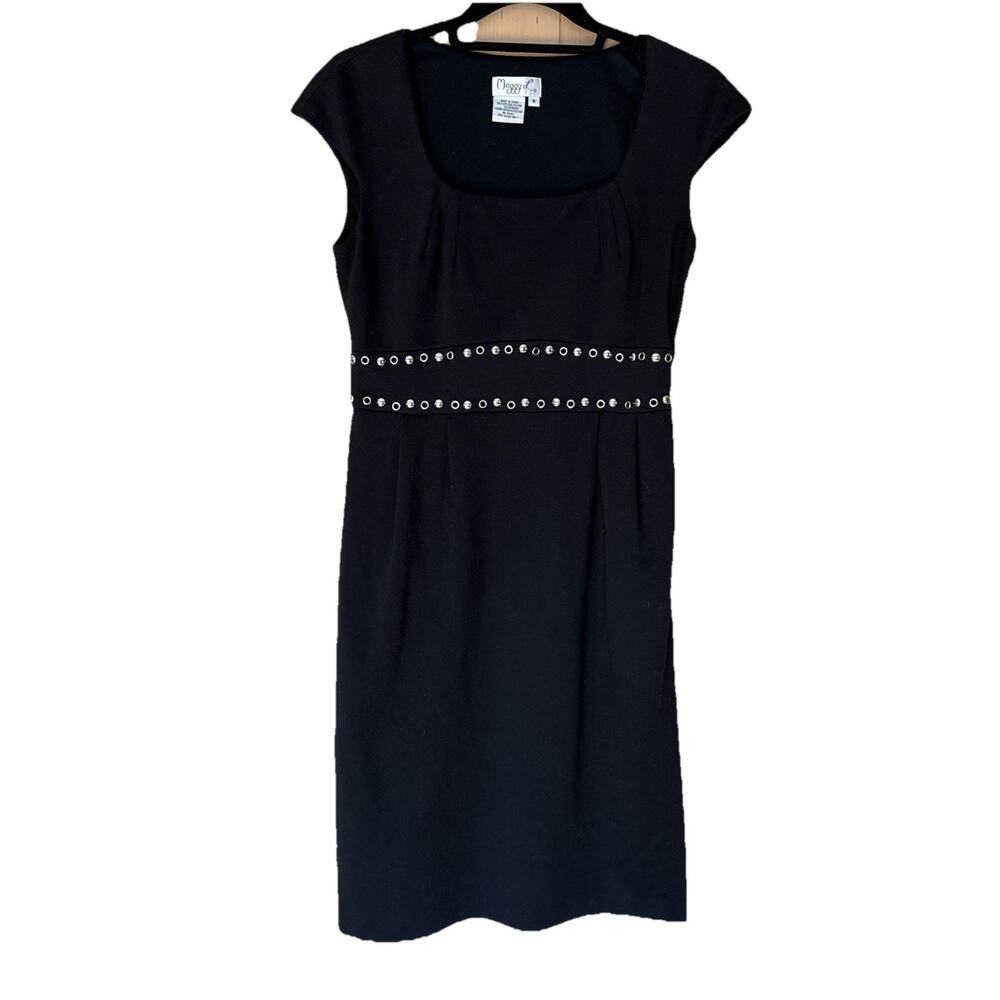 MAGGY LONDON BLACK SHEATH STYLE PONTE' KNIT DRESS Studded Accents Sz 6